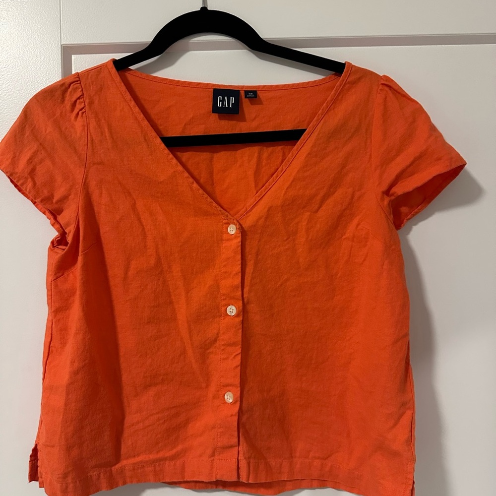 GAP Women's Orange linen Button-Up short sleeve top